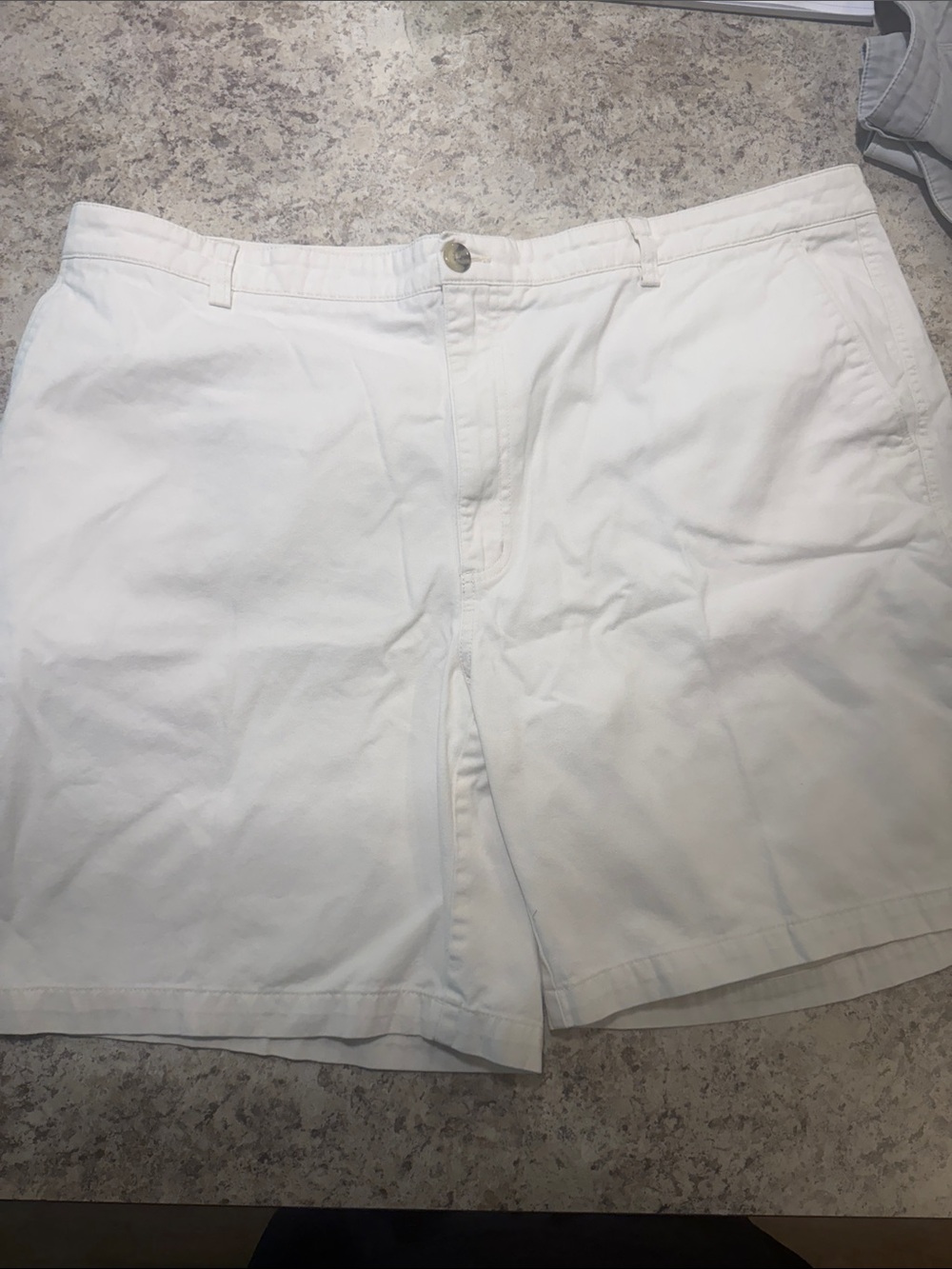 Men's White Flat-Front Cotton Shorts
